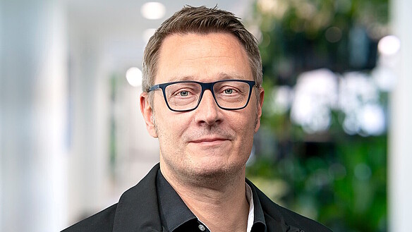Dr. Lars Schwabe – Vice President Technology | CTO LHIND