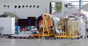 Erfahren Sie mehr über die LHIND Kundenreferenz Lufthansa Technik: Realtime-Reporting mit SAP-HANA-Datenbank